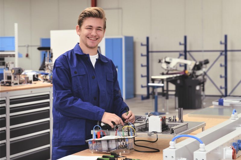 Training labs for electrical engineering & automation technology